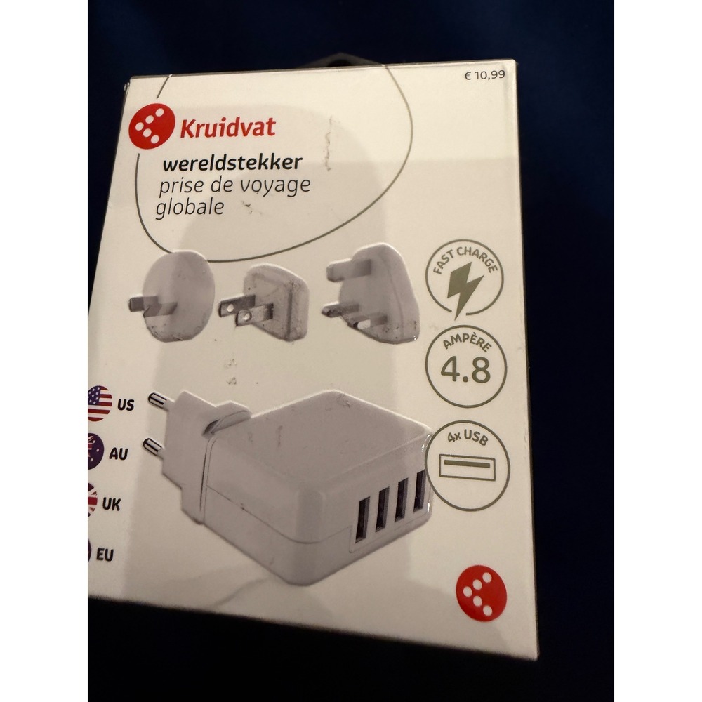 Kruidvat Universal Travel Adapter 4 USB Ports 4.8A US UK EU AU Plugs White